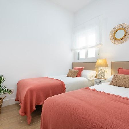 Genteel Home Juan Rabadan Sevilla Exterior foto